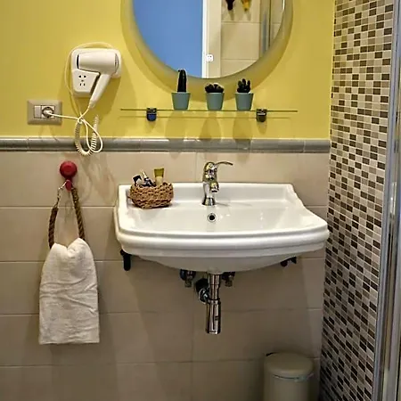 Binario39 فندق مبيت وإفطار 3*